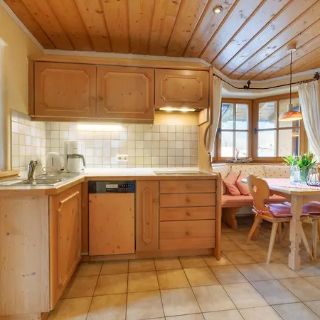 아파트 Ferienhaus Monika *